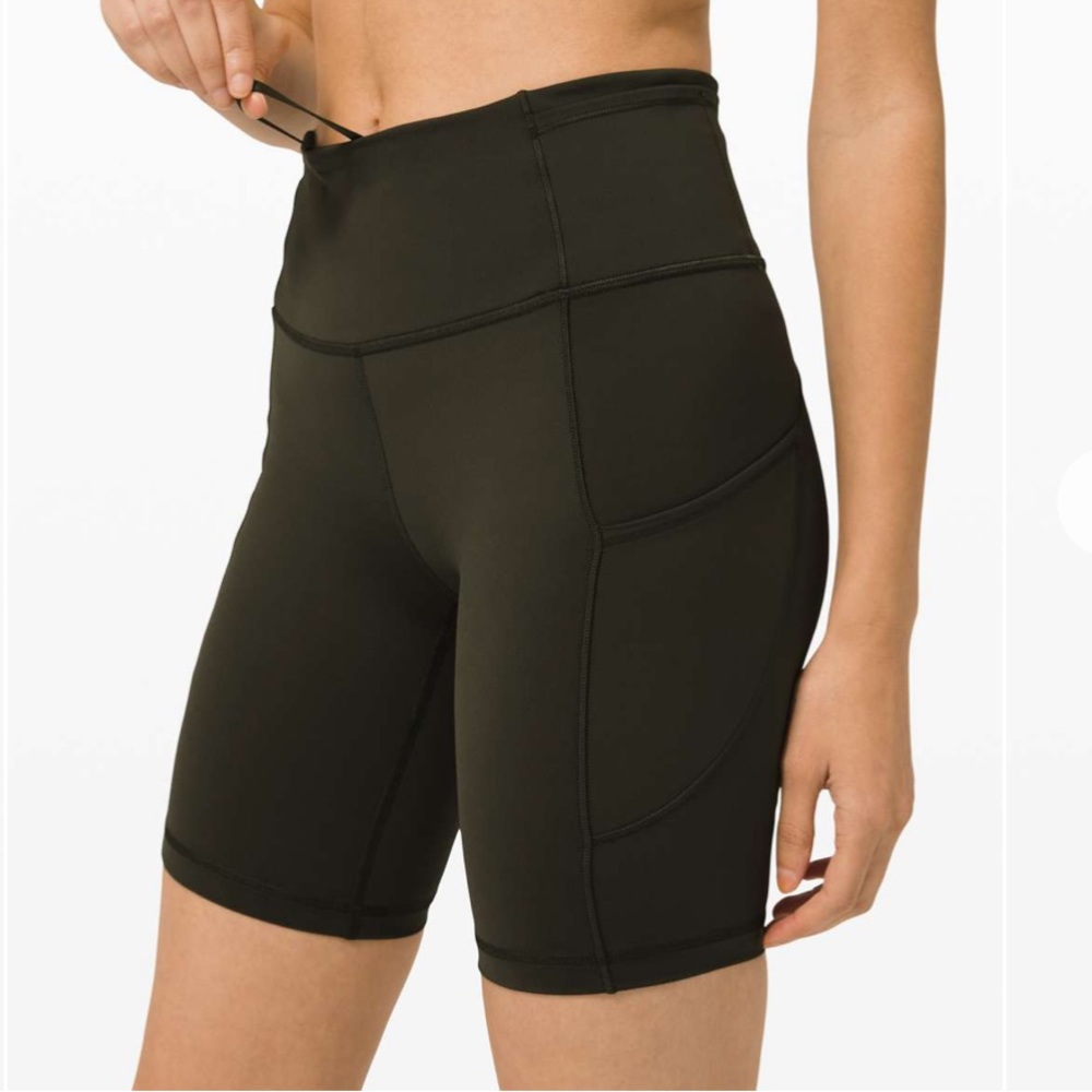 NWT - Lululemon - Fast and Free HR Short 8”